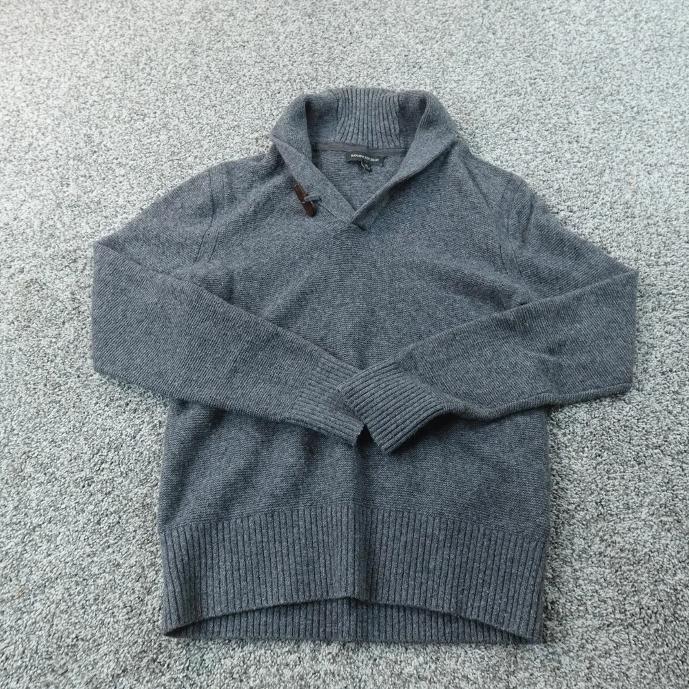 Banana Republic Sweater Mens M Gray Merino Wool Toggle Shawl Collar Pullover Top